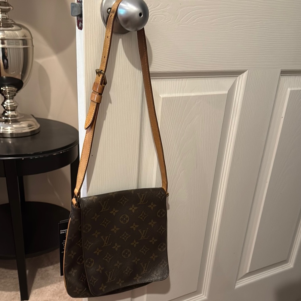 Vintage Authentic Louis Vuitton Monogram Salsa Short Bag
